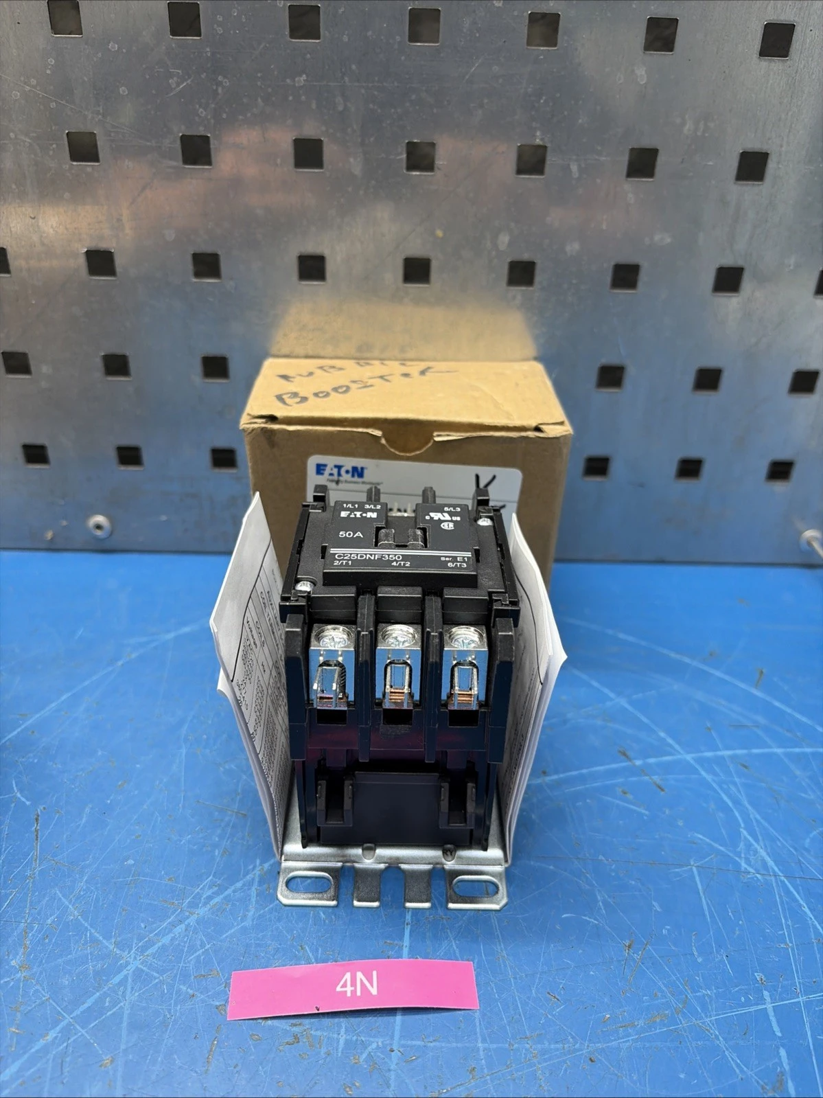 Eaton - Cutler Hammer C25DNF350B - Contactor 3 Pole, 50Amp, 240V