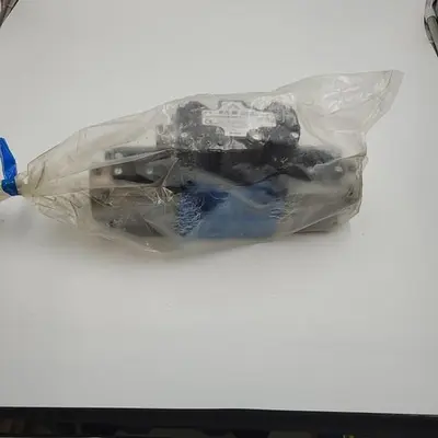 New | in-Stock EATON VICKERS EATON / VICKERS PROPORTIONAL VALVE KBDG4V 5 SC70N Z M1 PE7H7 10 - NEW IN BOX & SEALED IN PLASTIC Pump & Valve Parts | ND Industrial Surplus #1218774