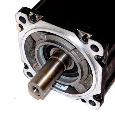 ALLEN BRADLEY MPL-A520K-MJ22AA SERIES A SERVO MOTOR 3 PHASE, 4000RPM