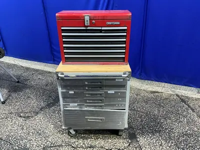 Used _UNKNOWN_ _UNKNOWN_ Tool Carts Ohio US | HGR 24 #1372958