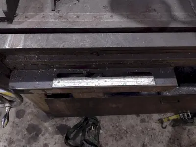 18" x 20" MARVEL SERIES 8 MARK I VERTICAL TILTING BANDSAW: YOBRO #23953