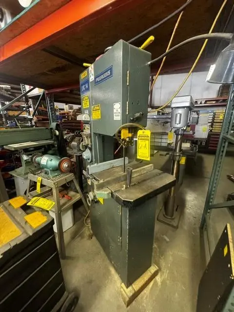 Used _UNKNOWN_ _UNKNOWN_ Vertical Band Saws Ohio US | Myron Bowling Auctioneers Inc #1561762
