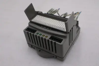 Giddings & Lewis M.1300.7372 R1 Input Module 24VDC SINK/SOURCE STOCK K-2918-A