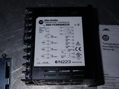 Used ALLEN BRADLEY 900TC8RABZ25 Temperature Controls Ohio US | HGR 24 #1069498
