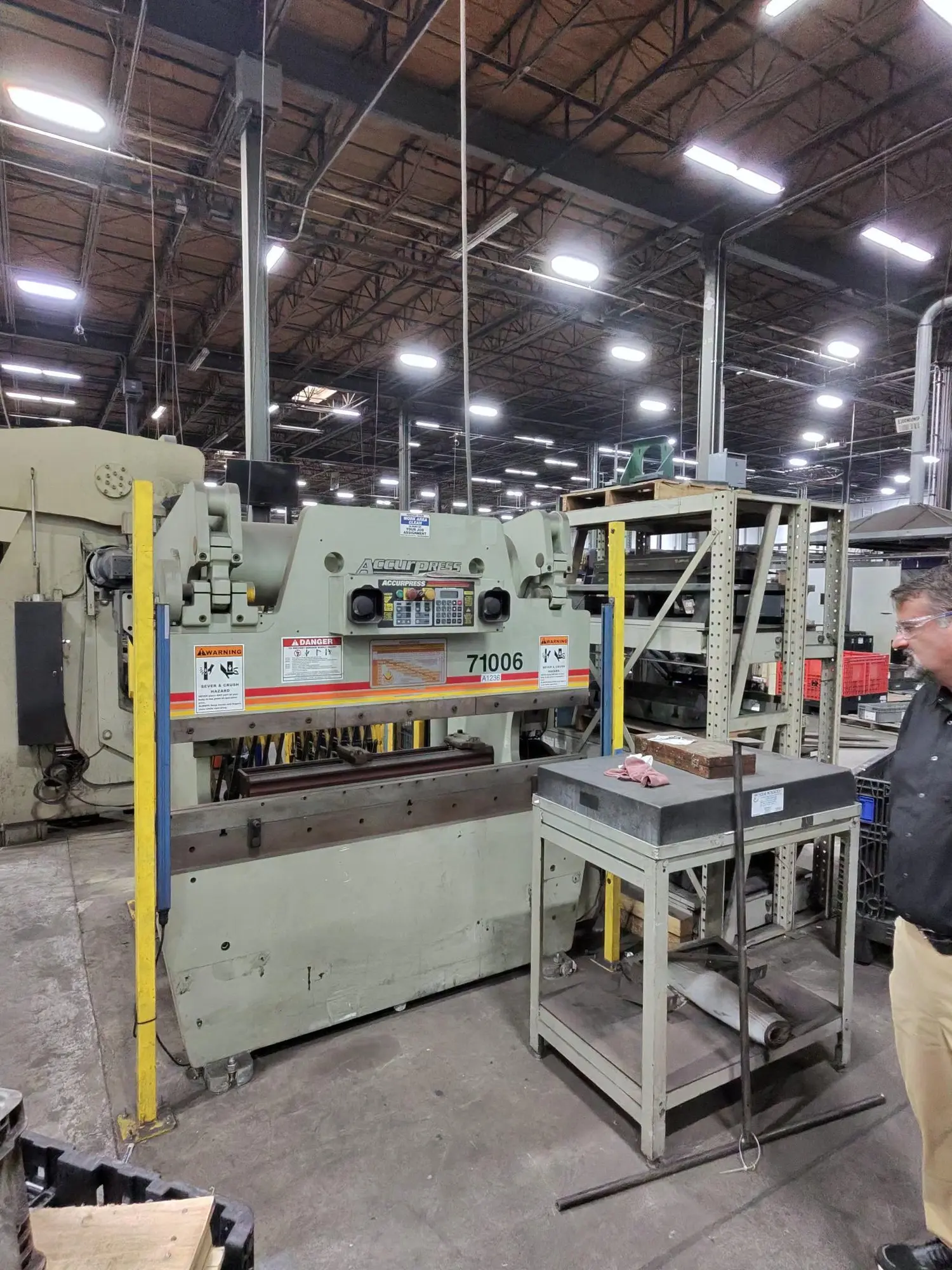 Used 2000 ACCURPRESS ADVANTAGE 71006 Press Brakes Wisconsin US | Mac-Tech #1279518