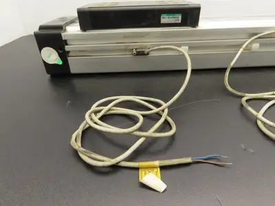 CKD SRL2-00-63NB300 Pneumatic Rodless Air Cylinder Slide 63mm Bore 300mm Stroke