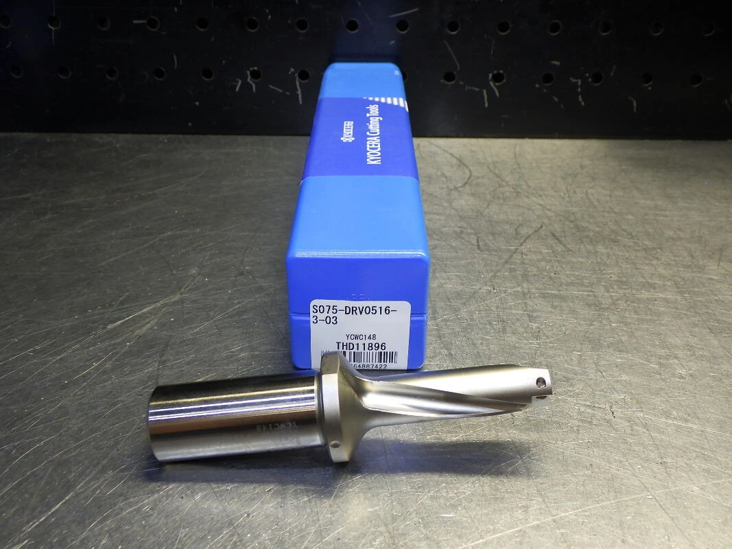 Kyocera / SGS 33/64" Coolant Thru 3xD Indexable Drill S075-DRV0516-3-03 (LOC3581)