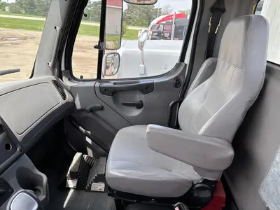 Used 2006 FREIGHTLINER BUSINESS CLASS M2 112 Conventional trucks Nebraska US | Proxy Equipment #1426030