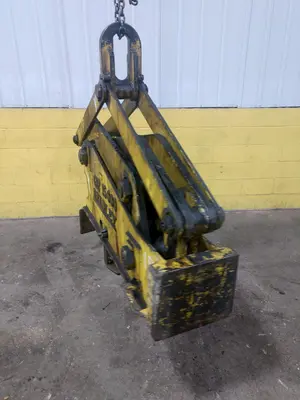 15,000 LB 7.5 TON BRADLEY SINGLE RIM VERTICAL COIL LIFTING TONG SCISSOR TYPE COIL LIFT: STOCK #14208