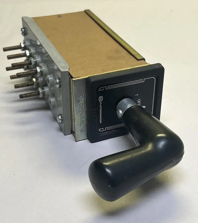 New | in-Stock ELECTROSWITCH 8327A37G01 Miscellaneous Equipment (Electrical & Power) Ohio US | Surplus Asset Holdings #1242415