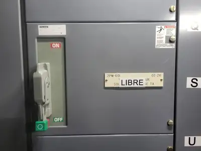 MCC Unit 100/200 Amp Disconnect Switch