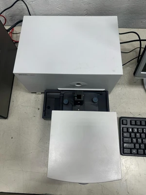 Agilent HP 8453 UV-Vis Spectrometers & Spectrophotometers | Fram Fram LLC (8)