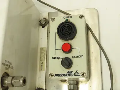 Air Products E13CP145D Helium Gas Pressure Regulator Switch Changeover Panel