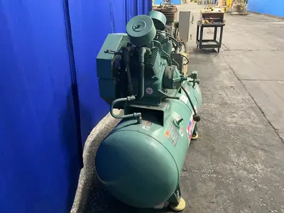 Used CHAMPION HR1012 Tank Mounted Air Compressors Ohio US | HGR 24 #1290306