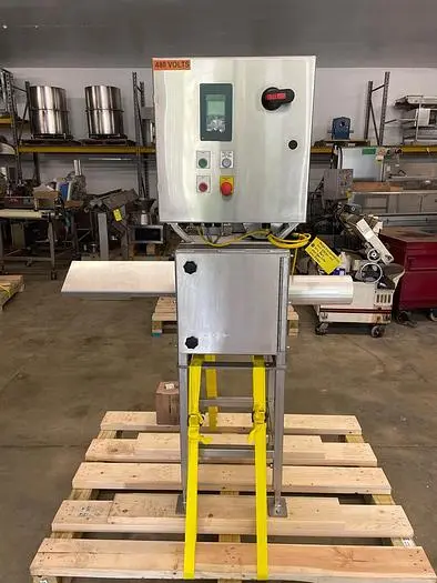 NEW REGAL EQUIPMENT INC. COMMERCIAL SPEAR CUTTING MACHINE
