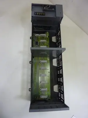 USED ALLEN BRADLEY 1746-P1 SER A / 1746-A10 SER A