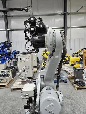 USED 2010 YASKAWA MOTOMAN ES165D