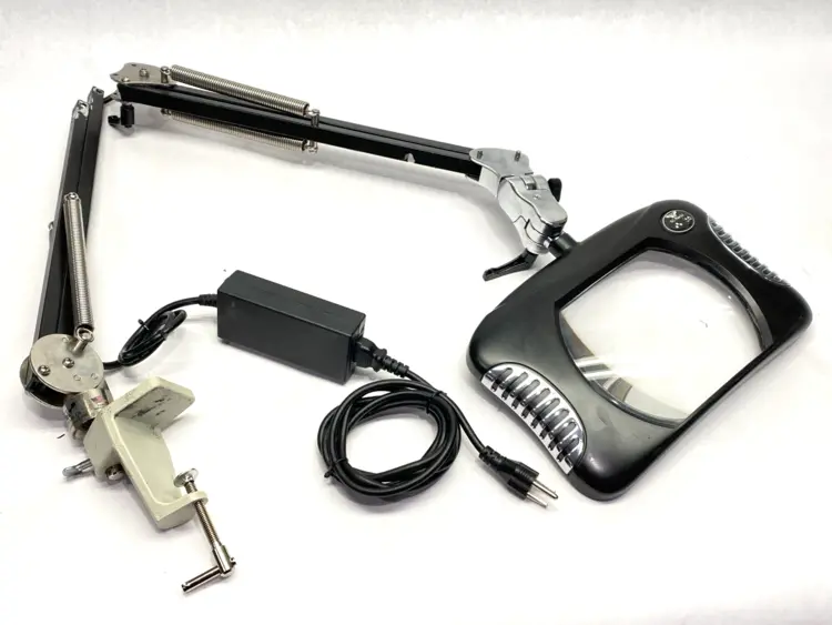 Used O.C. WHITE GREEN-LITE 7"X5.25" ESD SAFE MAGNIFYING LAMP BAD ARM Lamps Michigan US | Maverick Industrial Sales #1092596