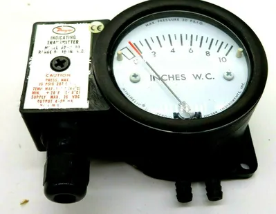 NEW DWYER 604D-10 PRESSURE TRANSMITTER 604D10