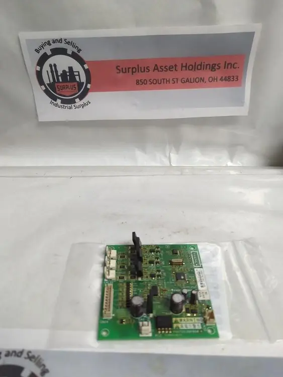 Used SCHNEIDER ELECTRIC PN072139P904 Power Converters - Battery Chargers Ohio US | Surplus Asset Holdings #1237060