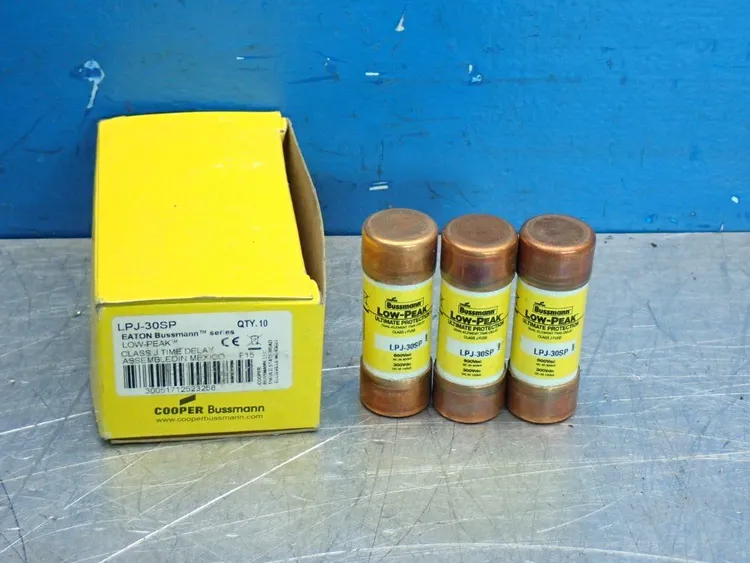 New | in-Stock COOPER / BUSSMAN LPJ30SP Fuses Ohio US | HGR 24 #1069700