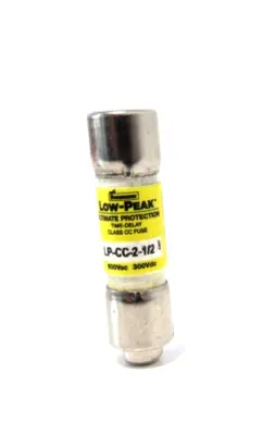 LOT OF 4 NEW BUSSMANN LP-CC-2-1/2 FUSES LPCC212