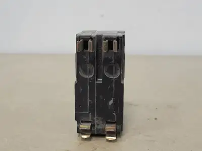 USED SQUARE D QO240