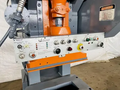60 TON FEDERAL/PRECISION INDUSTRIES OBI PRESS. STOCK # 0635721