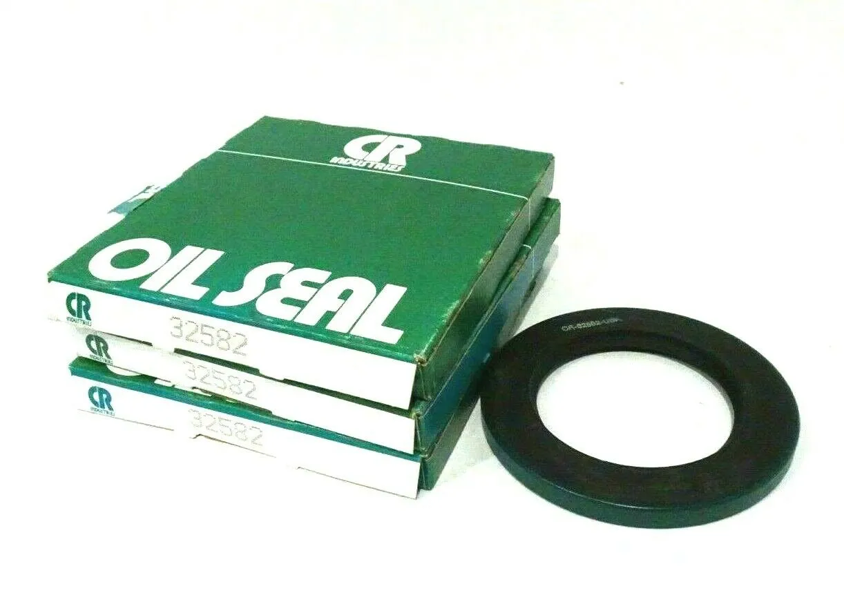 LOT OF 3 NEW CR CHICAGO RAWHIDE 32582 OIL SEALS
