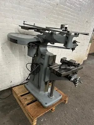 5283-330 Gorton 2-Dimensional Pantograph / Engraver Model P1-2, with Swivel Vise