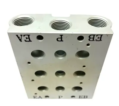 NVV5FS2-20-031-03T | SMC  Pneumatic Manifold 3-Port 3-Station - New Other