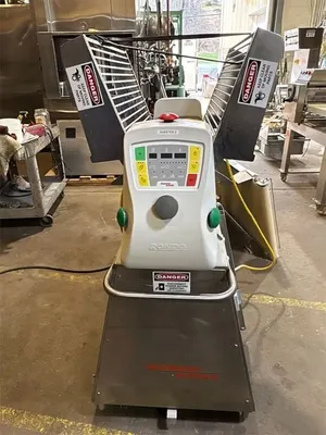 RONDO Polyline Rondo Make up Line Package | Harvest Equipment and Fabrication Inc (4)