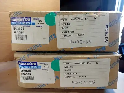 NEW KOMATSU EG3028