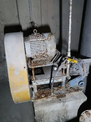USED APACHE STAINLESS TANK
