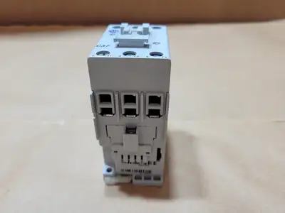 New | in-Stock ALLEN-BRADLEY 100-C37*00 Switchgears British Columbia CA | Lenmark #1438242