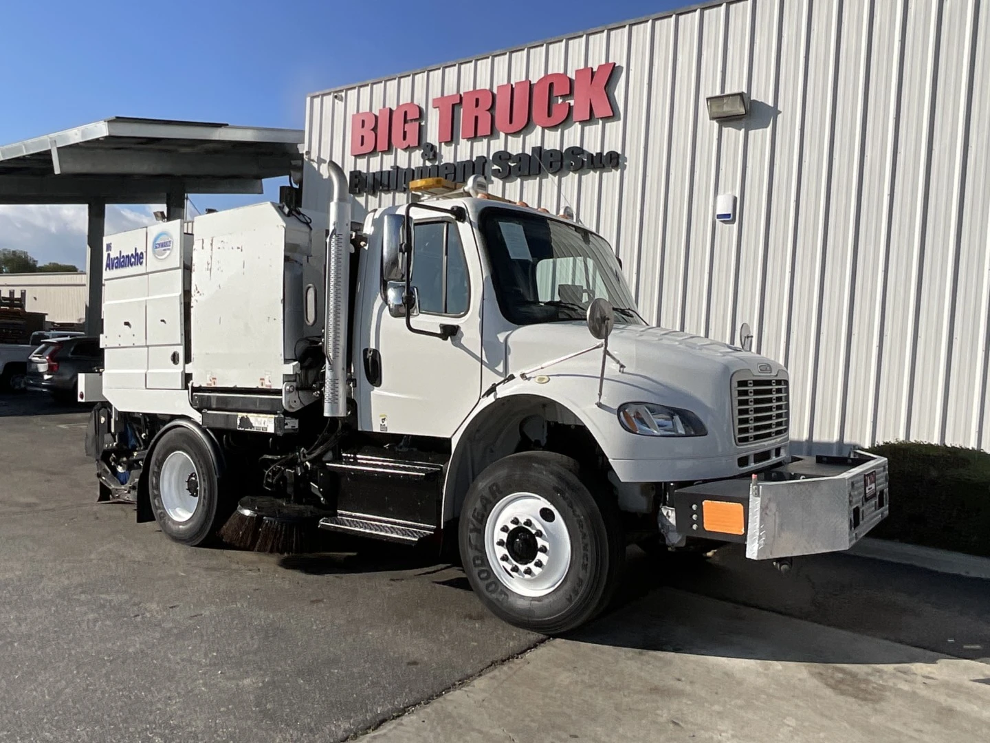 Used 2017 FREIGHTLINER M2 Street Sweeper California US | Big Truck & Equipment #1412295