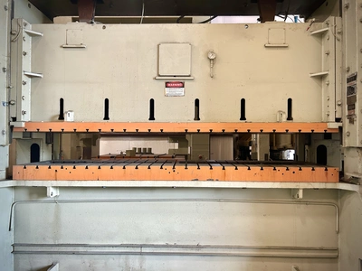 Used 1973 VERSON VERSON S2-300-156-42T PRESS Straight Side Presses | Alma Machinery #898796