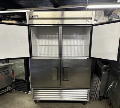 174-0019 True T-49F-4 54" 4 Door Self Contained Reach In Freezer