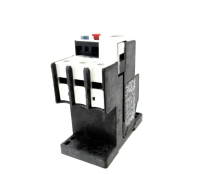 NEW KLOCKNER MOELLER Z00-4 OVERLOAD RELAY Z004