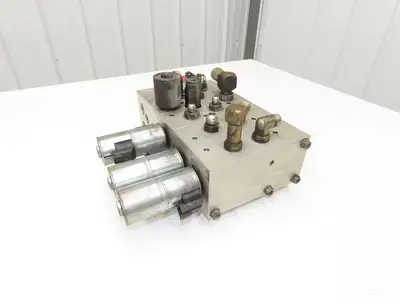 Hyster Hydraulic Manifold Block From E60Z-33 Forklift 8530551