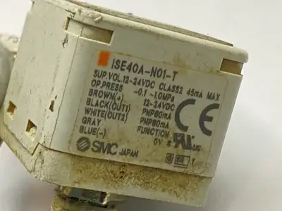 ISE40A-N01-T | SMC  Pneumatic Pressure Switch -  For parts or not working