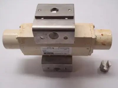Used Parker PNEUMATIC VALVE ACTUATOR Rotary Actuators Michigan US | Maverick Industrial Sales #1396251