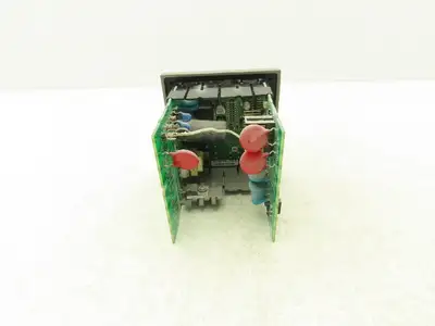 Honeywell DC2500-E0-0L00-100-00000-00-0 UDC2500 Temperature Controller Module