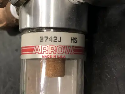 USED ARROW B742J