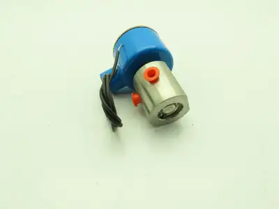 Honeywell Skinner 714X5D1A Solenoid Valve 3-Way NC 120V 150 PSI 1/8" NPT