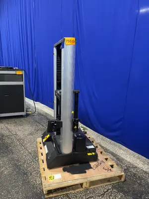 USED INSTRON 5564STANDARD