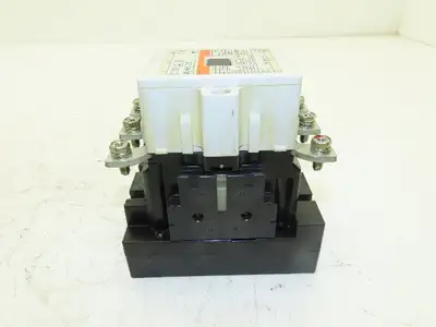 Fuji Electric 3NC3F SC-N5 Contactor 150A 3Ph 600v 75Hp Lot of 4