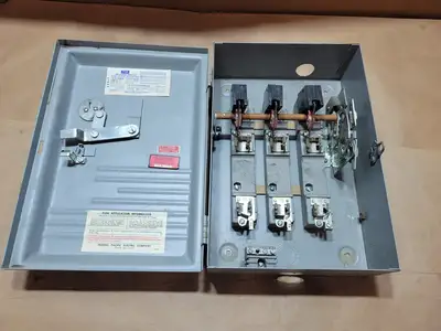 Used FEDERAL PACIFIC 1336SNR Switchgears British Columbia CA | Lenmark #1438215