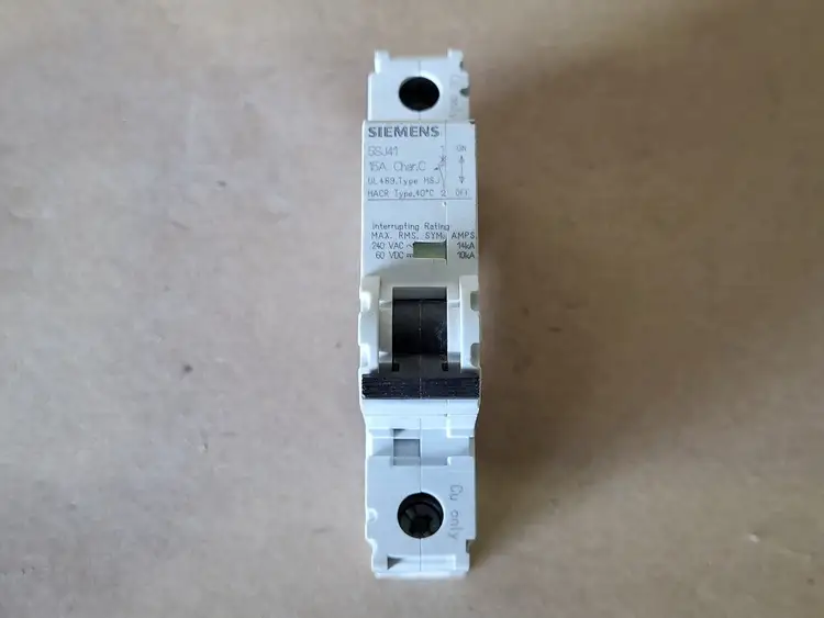 Used SIEMENS 5SJ4118-7HG40 Switchgears British Columbia CA | Lenmark #238896
