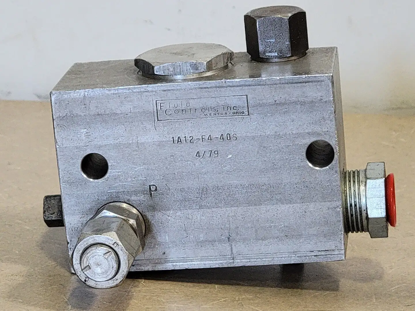 USED FLUID CONTROLS, INC 1A12-F4-40S